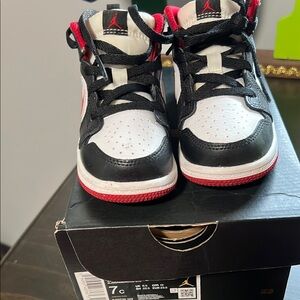 Jordan Kids' Black and Red Sneakers